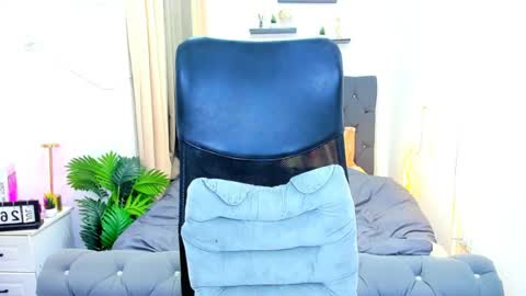 candiceferragamo online show from 07.28.26