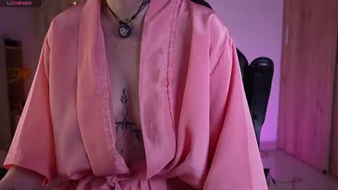 Snapshot of candiegilsonn chatting on 07.14.26 Candie Gilson online show from 07.14.26