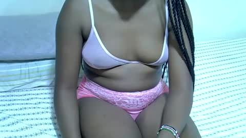 candiemaya online show from 01.31.26