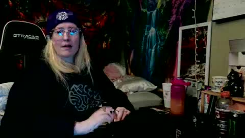 Snapshot of candismiths chatting on 06.11.26 Candi online show from 06.11.26