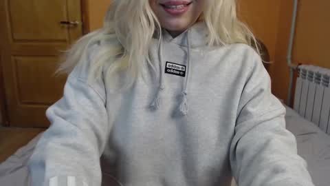 Candy online show from 02.22.25