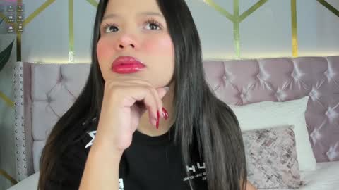 Snapshot of candy_beck chatting on 12.06.24 Candy Beck online show from 12.06.24