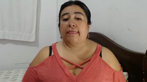 lucy online show from 01.04.25