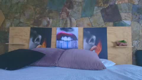 Jolie online show from 11.06.25