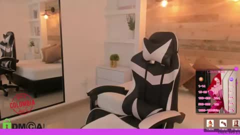 CANDY online show from 08.03.26