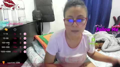 Snapshot of candy_val chatting on 02.24.25 candy_val online show from 02.24.25