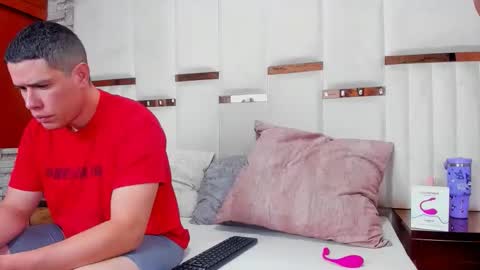 candyandsteven online show from 11.17.25