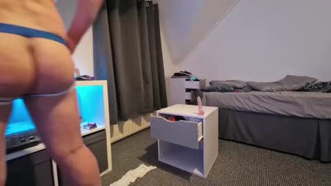 Candy Boy online show from 12.25.24