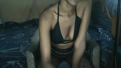 Snapshot of candybrown001 chatting on 09.26.25 candybrown001 online show from 09.26.25