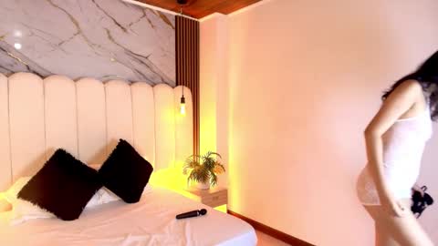 candyclair01 online show from 11.12.25