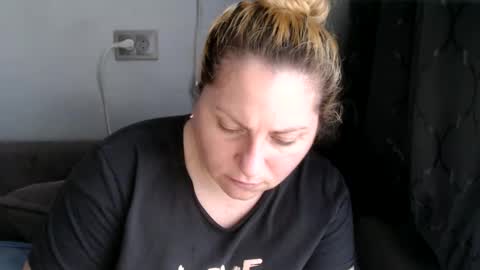 Laura online show from 02.19.25