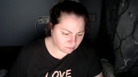 Laura online show from 10.17.25