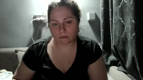 Laura online show from 11.21.25