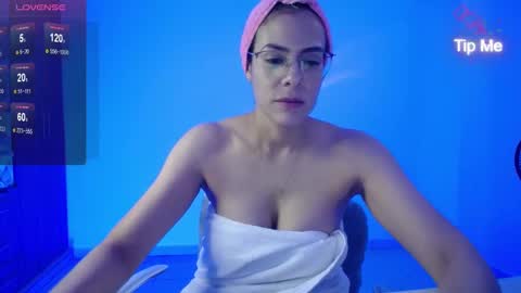 Candy Dowson online show from 01.16.25