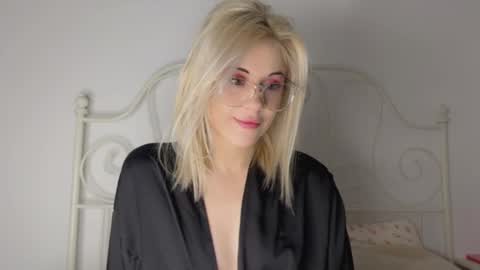 You can call me HH online show from 02.20.26