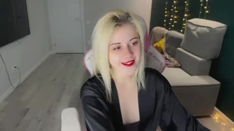 You can call me HH online show from 04.10.26