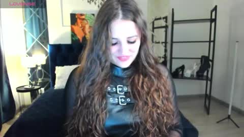 Sofia online show from 11.24.25