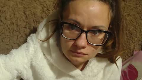 Snapshot of candylady13 chatting on 12.25.24 say meow and send tips  online show from 12.25.24