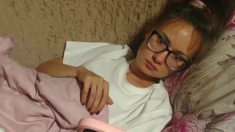 Snapshot of candylady13 chatting on 09.08.25 say meow and send tips  online show from 09.08.25