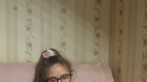 Snapshot of candylady13 chatting on 10.22.25 say meow and send tips  online show from 10.22.25