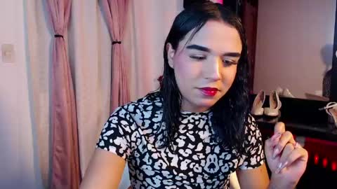 Snapshot of candyy_doll_ chatting on 06.10.26 candyy_doll_ online show from 06.10.26