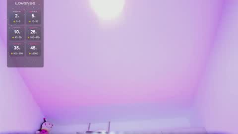  Dulce Maria  online show from 02.20.25