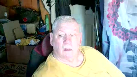 Snapshot of canoelicker69 chatting on 04.03.26 canoelicker69 online show from 04.03.26