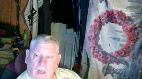 Snapshot of canoelicker69 chatting on 04.12.26 canoelicker69 online show from 04.12.26