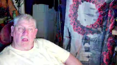 Snapshot of canoelicker69 chatting on 04.23.26 canoelicker69 online show from 04.23.26