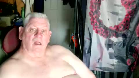 Snapshot of canoelicker69 chatting on 05.09.26 canoelicker69 online show from 05.09.26
