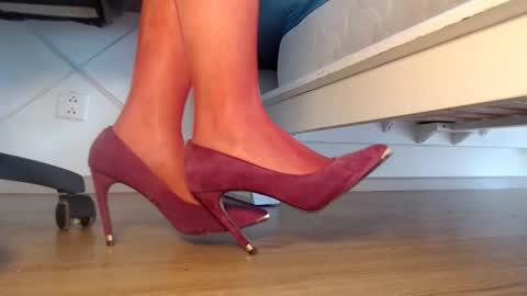 Miss Di online show from 09.21.25