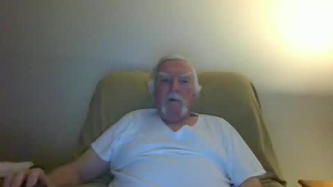 Snapshot of capecod21 chatting on 02.09.25 capecod21 online show from 02.09.25