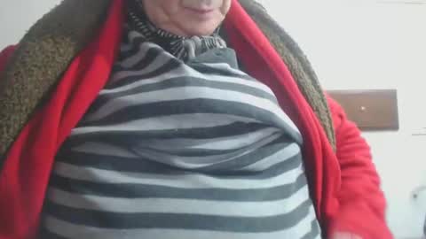 Snapshot of capitanfuturo44 chatting on 02.20.25 Cinzia  ex regina  online show from 02.20.25