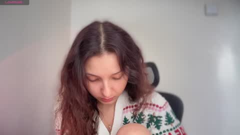 Snapshot of cappuccinokiss chatting on 01.21.25 Emma online show from 01.21.25