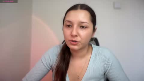 Snapshot of cappuccinokiss chatting on 02.05.25 Emma online show from 02.05.25