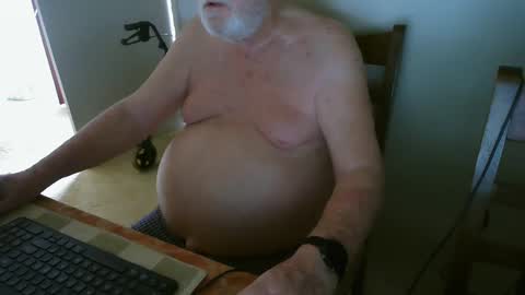 Snapshot of capt5105 chatting on 01.26.25 capt5105 online show from 01.26.25