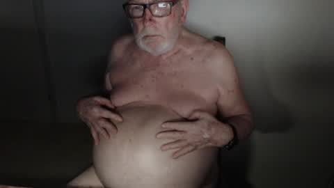 Snapshot of capt5105 chatting on 02.23.25 capt5105 online show from 02.23.25