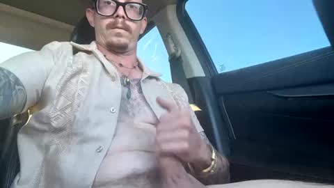 Snapshot of captaincumgun chatting on 10.09.25 Captaincumgun online show from 10.09.25