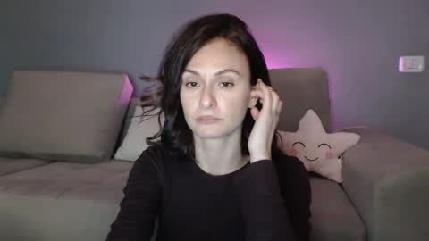 Snapshot of carakat chatting on 03.04.25 carakat online show from 03.04.25