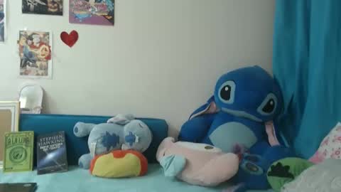 Snapshot of caramel_doll_ chatting on 05.05.26 ing online show from 05.05.26