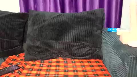 Snapshot of caramel_drip1 chatting on 02.11.26 caramel_drip1 online show from 02.11.26