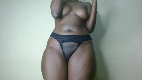 caramelebony_ online show from 03.07.25