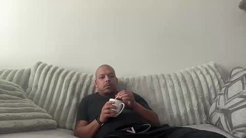 caramelizedzeus online show from 11.12.25