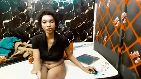 caramelminxx_ online show from 06.24.26