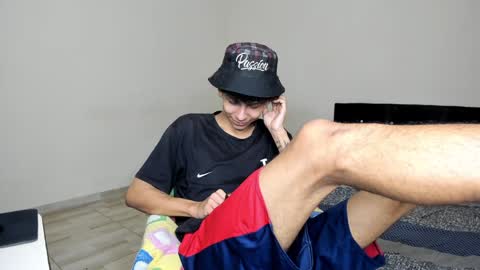 Carlos and Cristian  online show from 01.21.25