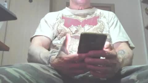 Snapshot of carin_the_body chatting on 05.11.26 Laz online show from 05.11.26