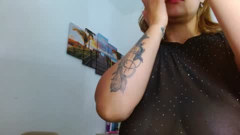 Carla online show from 02.05.25