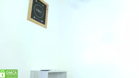 Carla online show from 09.24.25