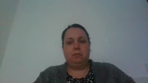 Snapshot of carlaruth chatting on 10.01.25 Carlaruth online show from 10.01.25