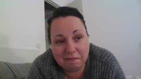 Snapshot of carlaruth chatting on 10.07.25 Carlaruth online show from 10.07.25
